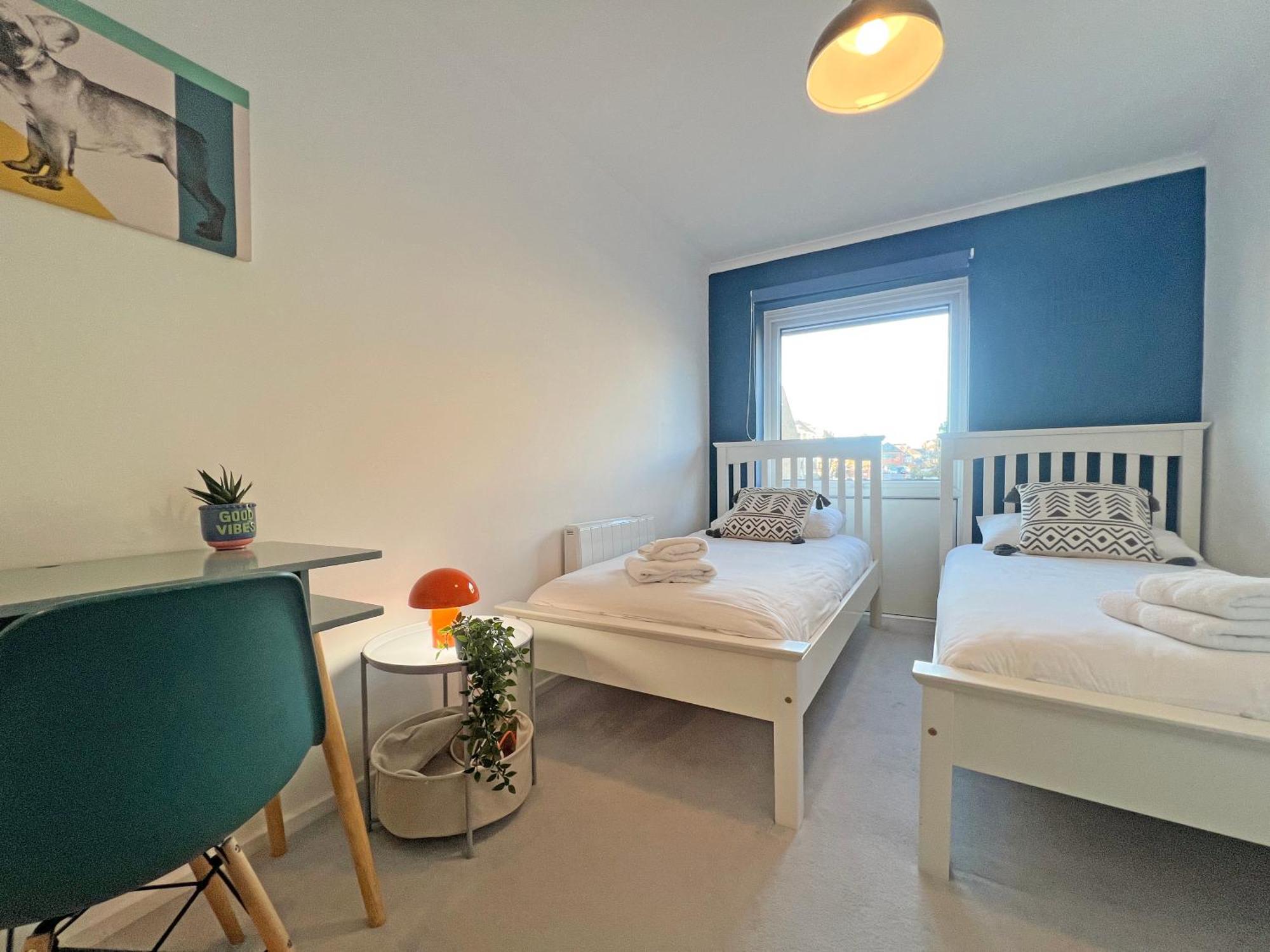 Beautiful Windsor 2 Bed, Perfect Location, 5 Mins Walk To Centre, Free Parking, Legoland, Ascot Apartment Ngoại thất bức ảnh